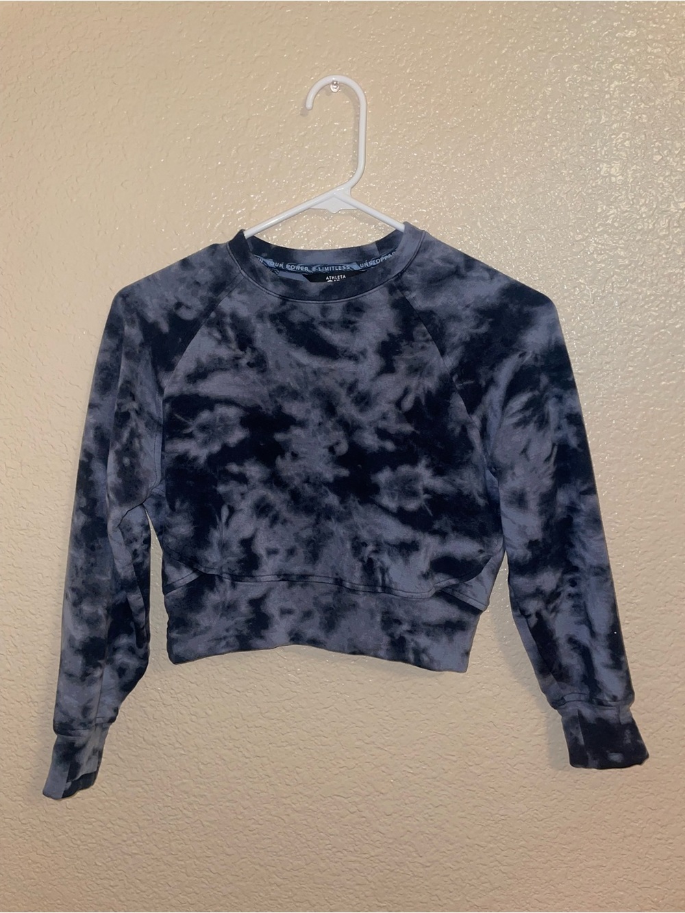 Athleta Girl Blue Tie-Dye Cropped Sweatshirt